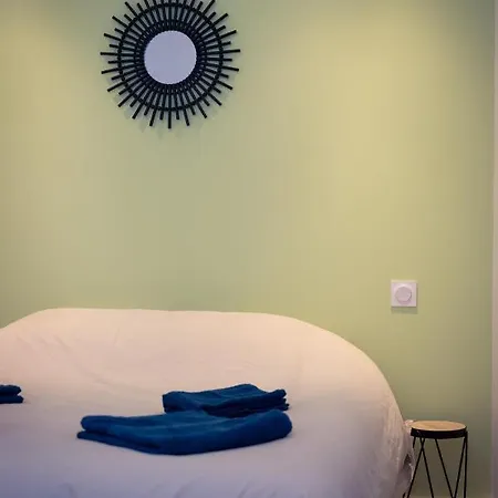 Le Starbeuxes Apartment