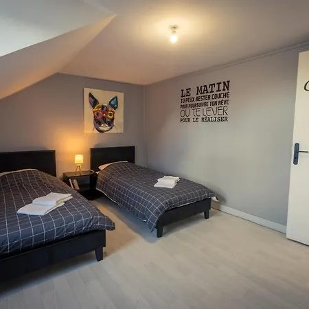 Le Starbeuxes Apartment *