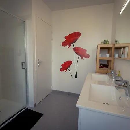 Le Starbeuxes Apartment