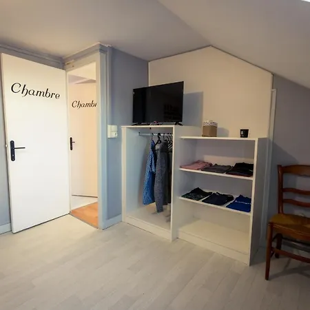 Le Starbeuxes Apartment *